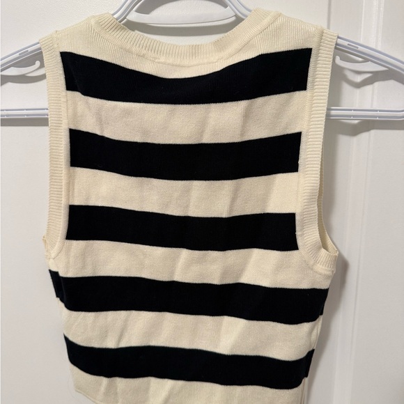 Zara Striped Black and Cream Tank Top crop top - Picture 4 of 4
